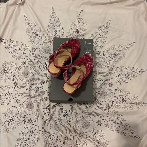 LOFT Velvet Red Heels - Picture 5 of 6